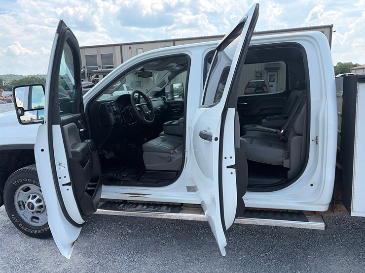 #251-•-2015-gmc-sierra-service-truck-image-15