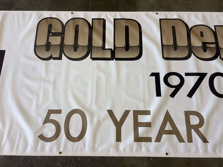 international-harvester-gold-demonstrator-50th-anniversary-banner-image-3