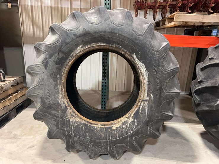 (2)-24.5-32-traction-tires-image-10
