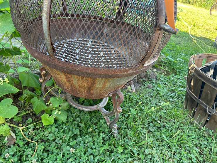 #6280-•-antique-fire-pit-image-7