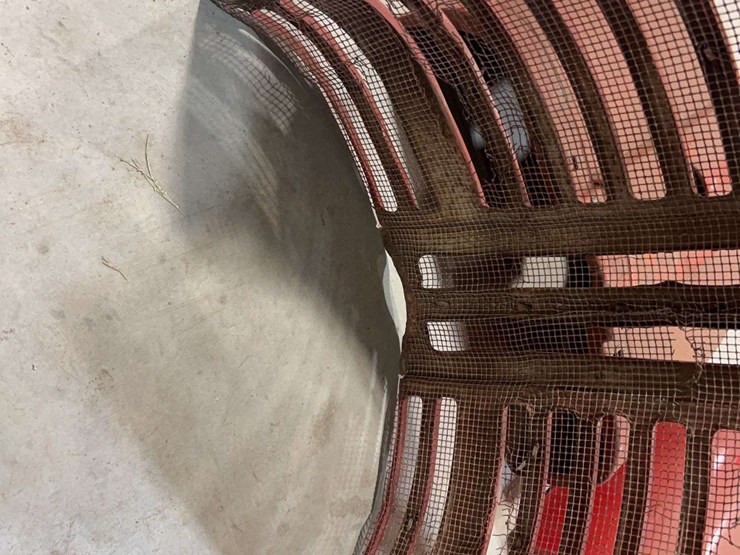 (2)-grilles-and-nose-pieces-for-a-300-or-350-farmall-tractors-image-5