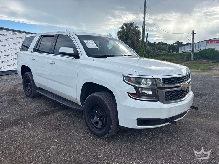 2019-chevrolet-tahoe-image-2