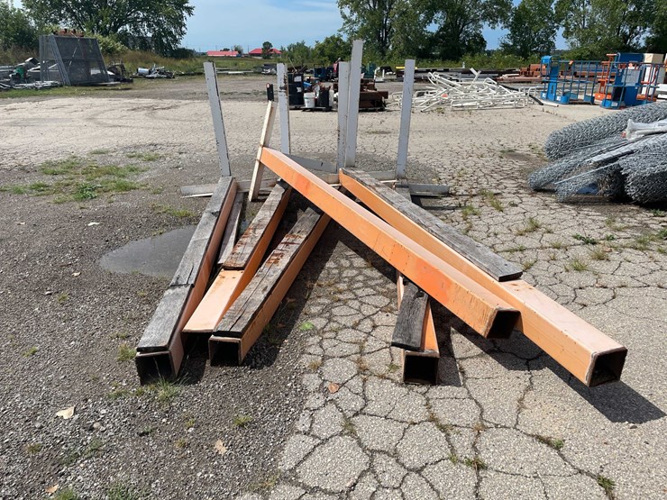 #10608-•-(6)-pallet-rack-posts-image-2