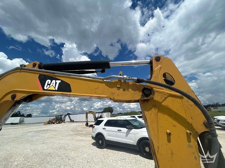 caterpillar-305e2-image-16