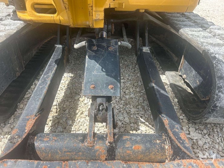 caterpillar-305e2-image-19
