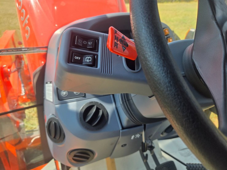 kubota-m6-111-image-53