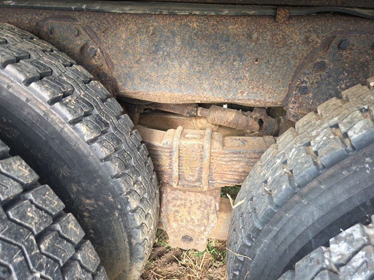 ford-800-image-18