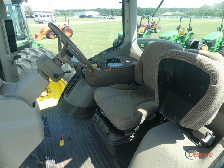 2013-john-deere-8285r-image-17