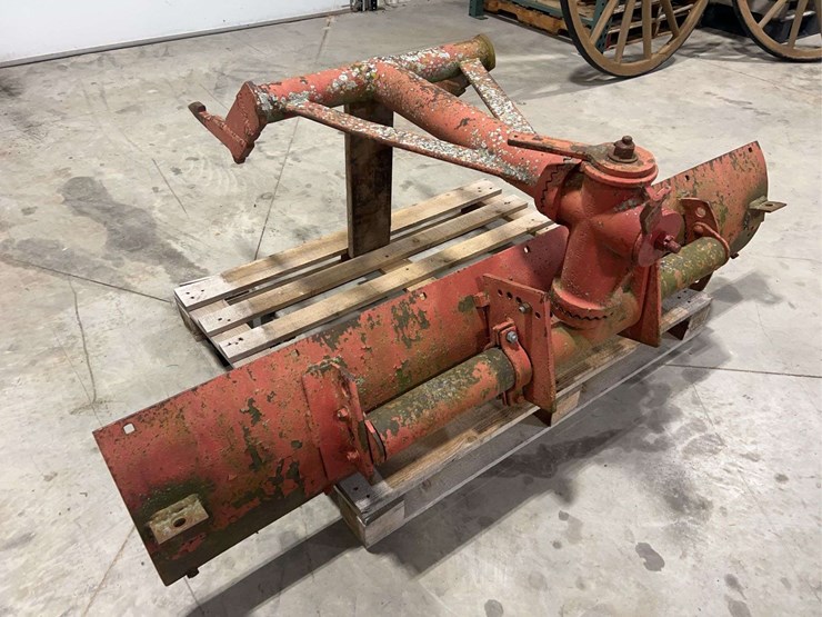international-harvester-fast-hitch-6’-blade-image-3