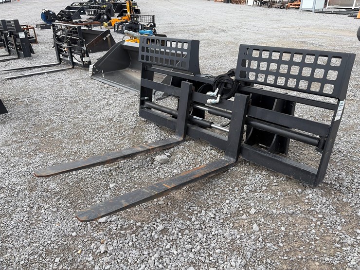 #53-•-jenkins-hyd-pallet-forks-image-1