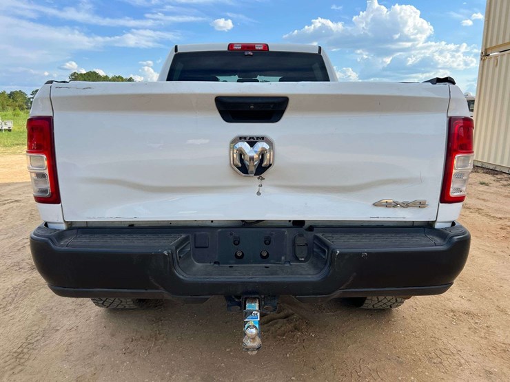 2019-ram-2500-tradesman-image-9
