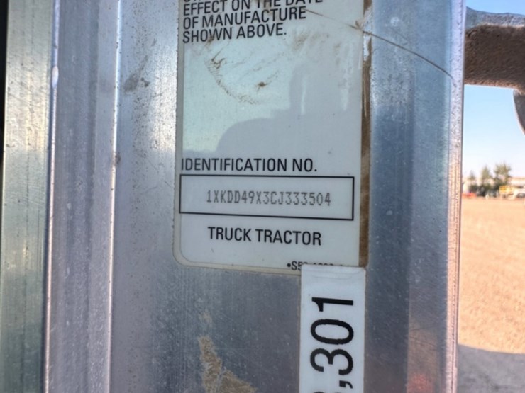 2012-kenworth-t800-image-25