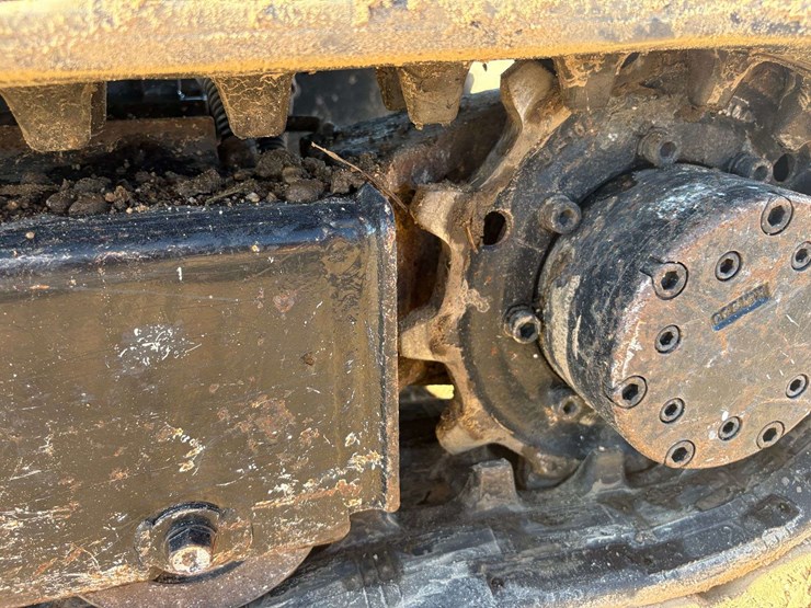 2019-kubota-k008-3-image-18
