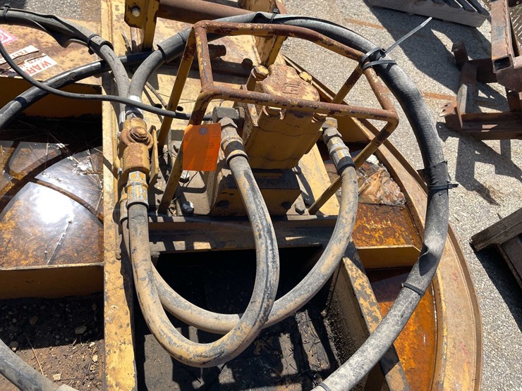 caterpillar-312-image-10