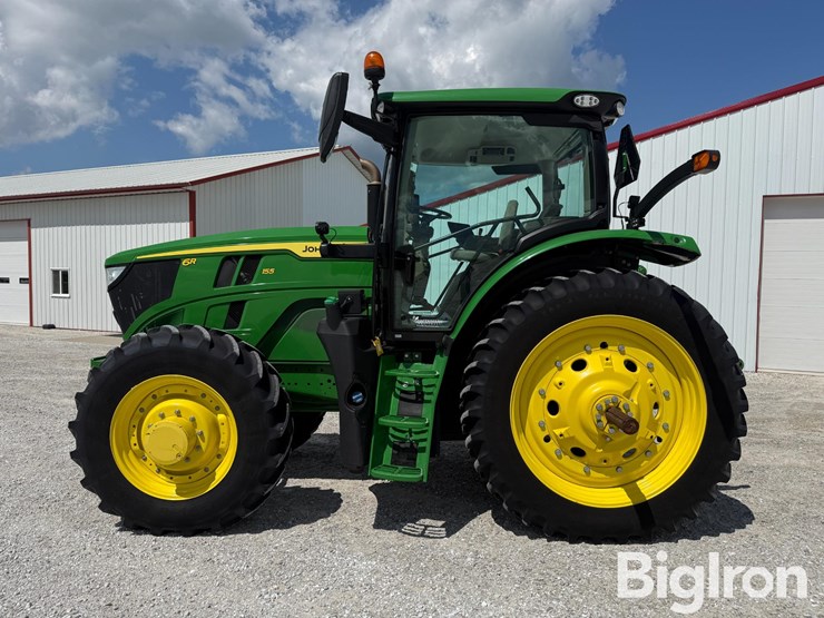 2025-john-deere-6r-155-image-8