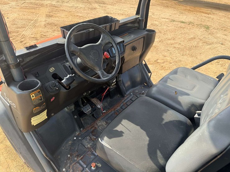 2016-kubota-rtv-x900-image-15