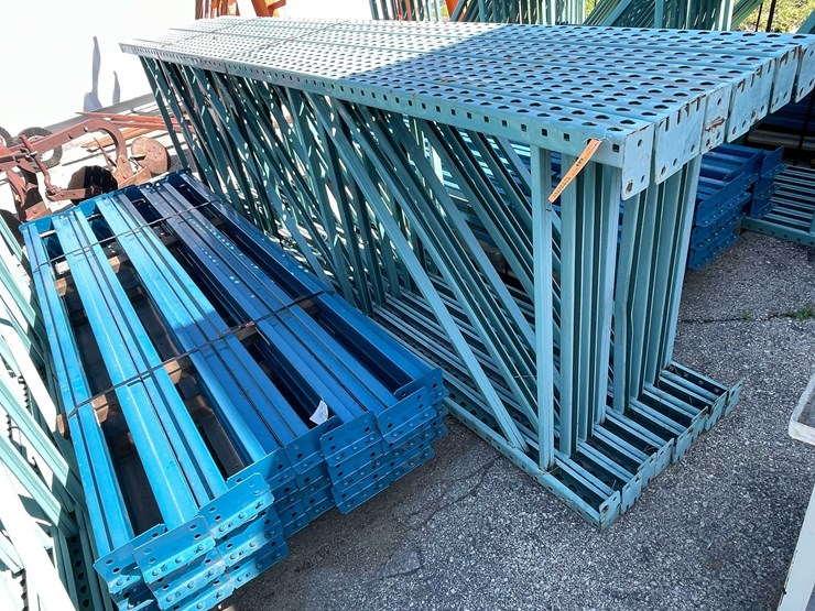 #9005-•-tear-drop-pallet-racking-(shed)-image-1