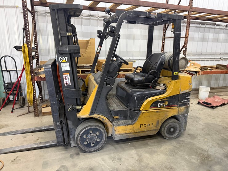 #18021-•-cat-c5000-forklift-image-1