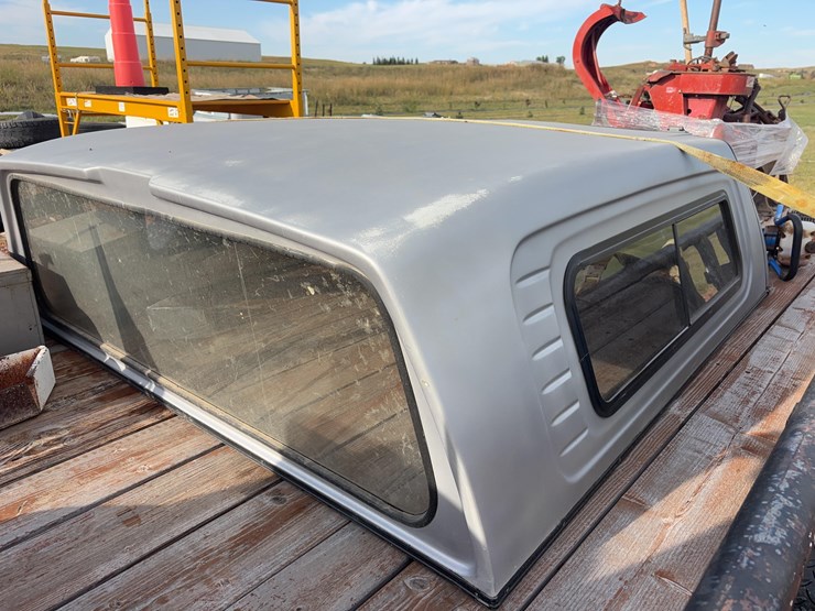 fiberglass-topper-image-1