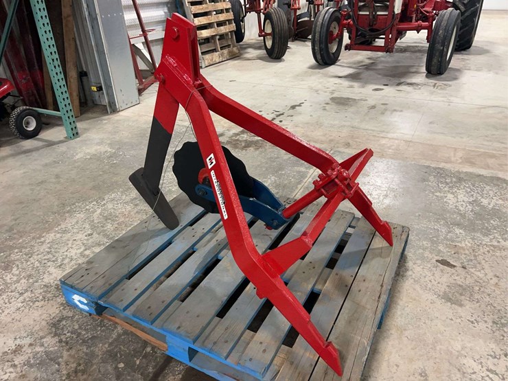 international-harvester-fast-hitch-subsoiler-image-16