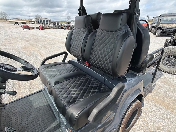 #188-•-epic-e40-4-passenger-electric-golf-cart-image-5