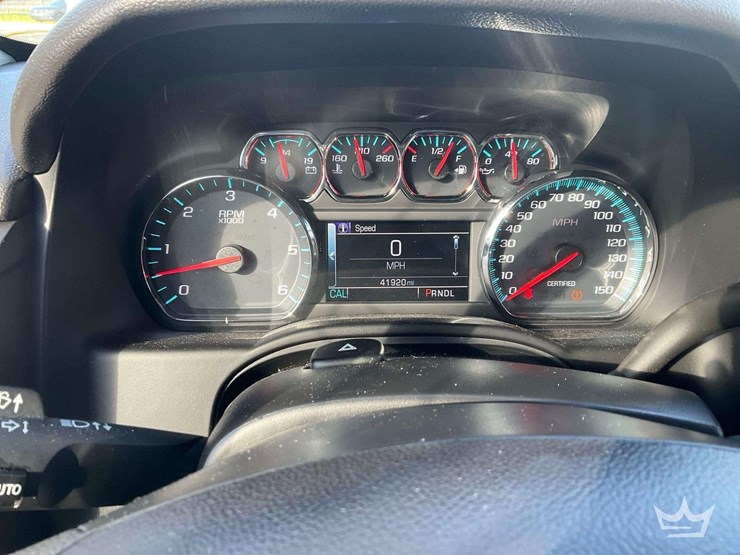 2019-chevrolet-tahoe-image-13