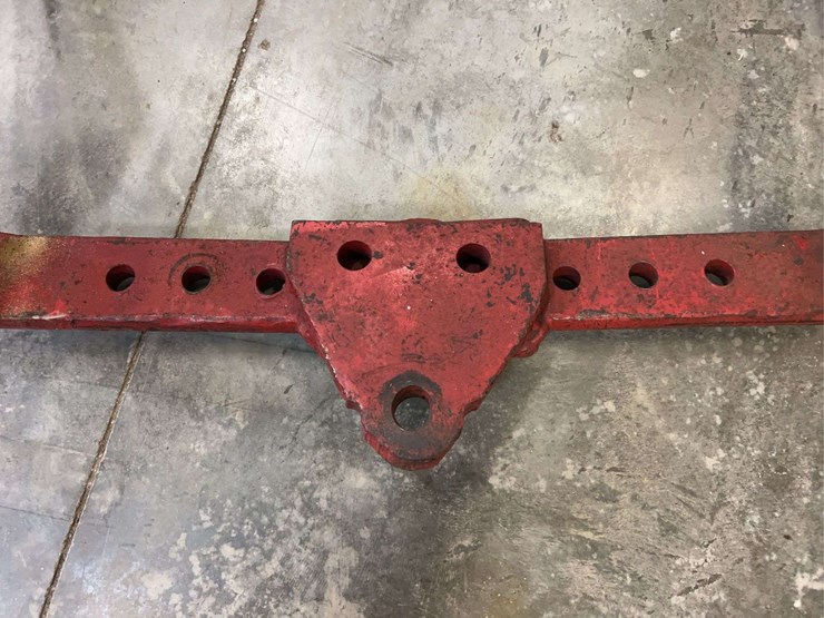 (2)-international-harvester-fast-hitch-drawbars-image-4