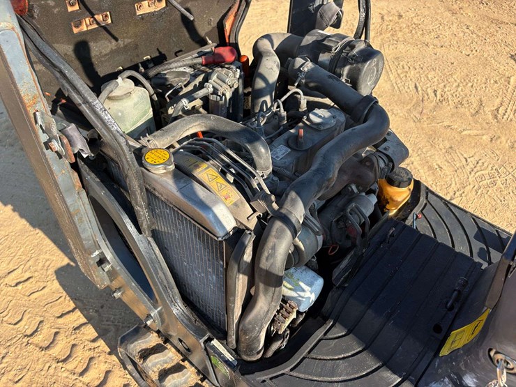 2019-kubota-k008-3-image-22