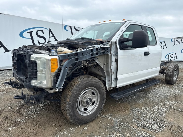 2017-ford-f250-image-1