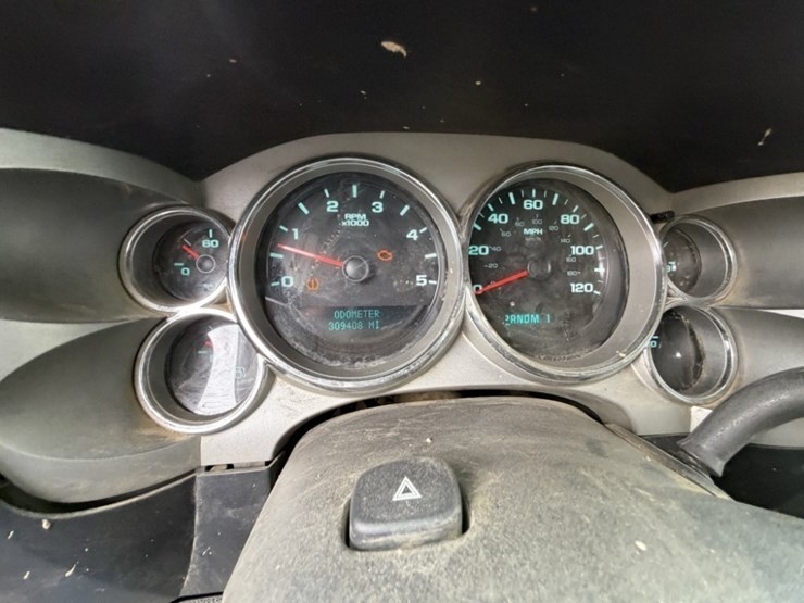 2008-chevrolet-silverado-2500-image-33