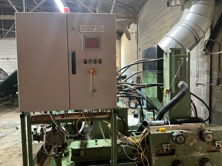 #320-•-2010-ruf-1100-briquetting-system-image-3