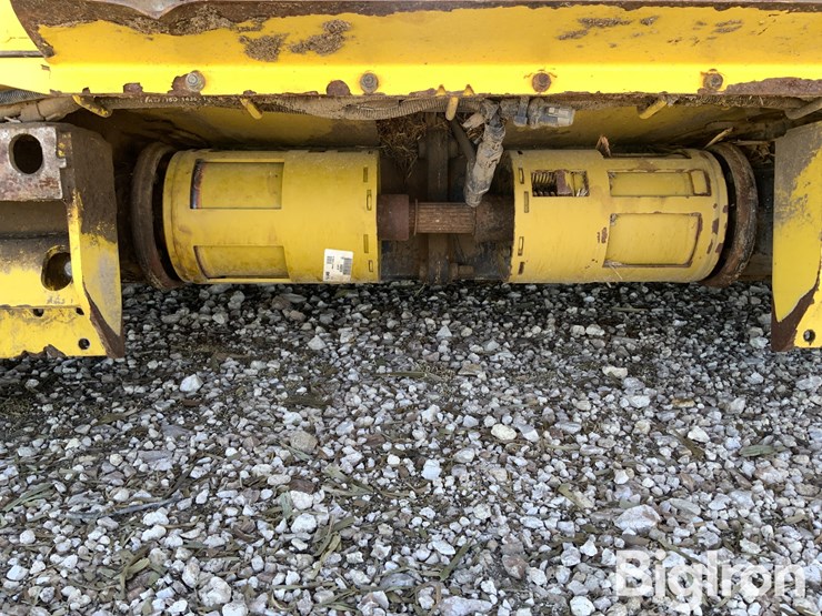 2022-john-deere-772-image-14