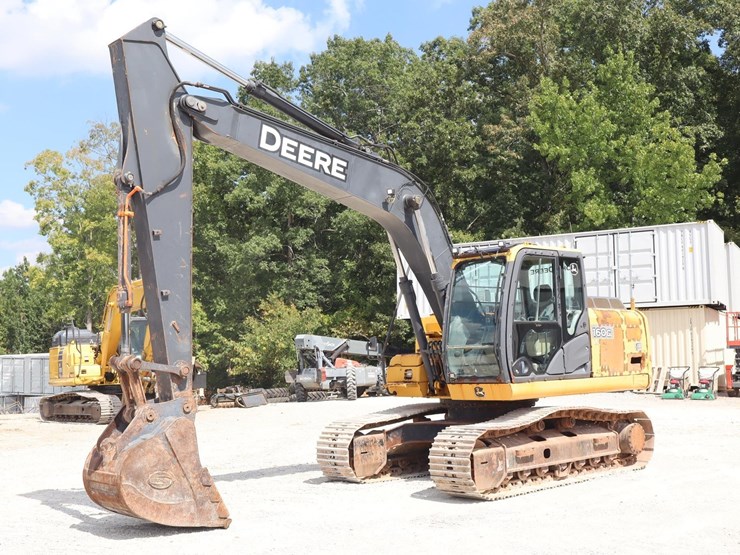 2014-deere-160g-lc-image-1