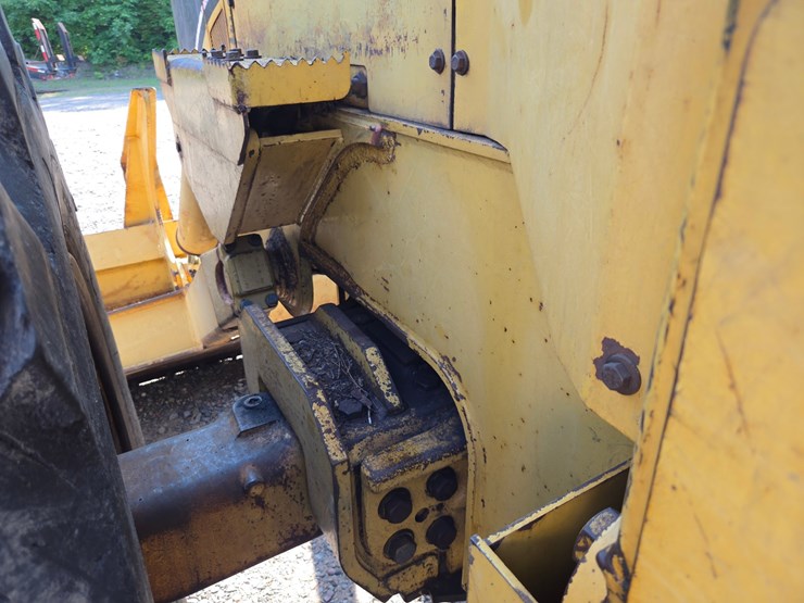 2000-caterpillar-525-image-16