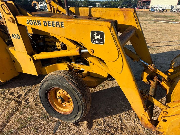 deere-410d-image-8