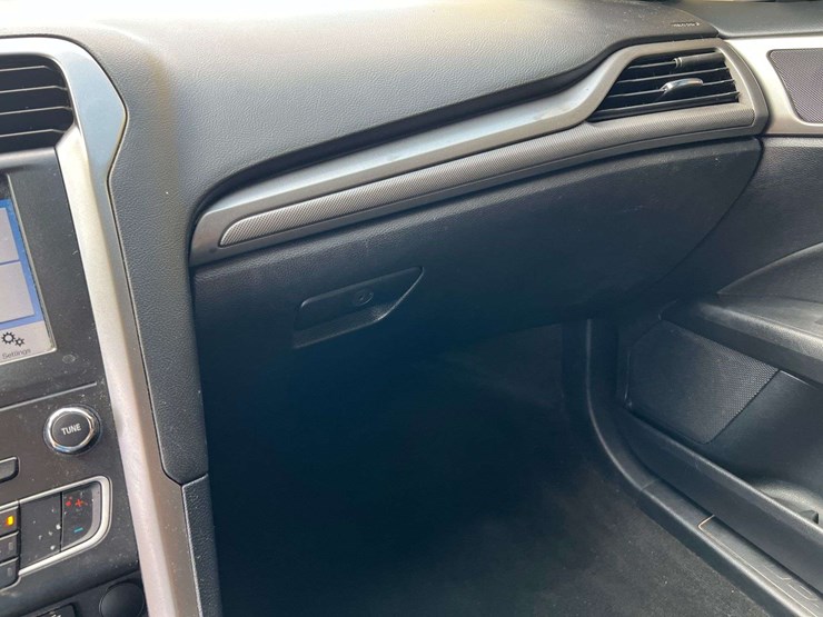 2019-ford-fusion-se-ecoboost-(139,836-miles)-image-35