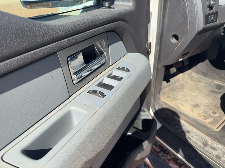 2011-ford-f150-image-17