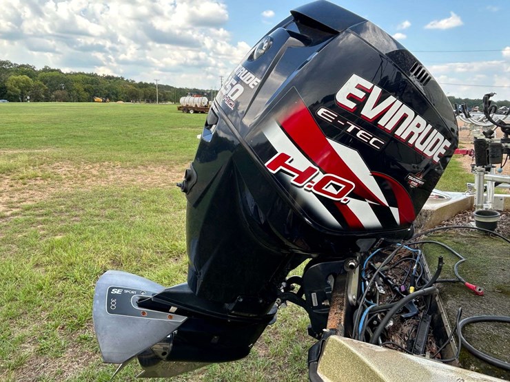 ranger-320v-bass-boat-w/2012-evinrude-250hp-&-trailer-image-36