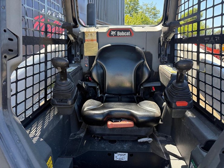 2021-bobcat-s62-image-12