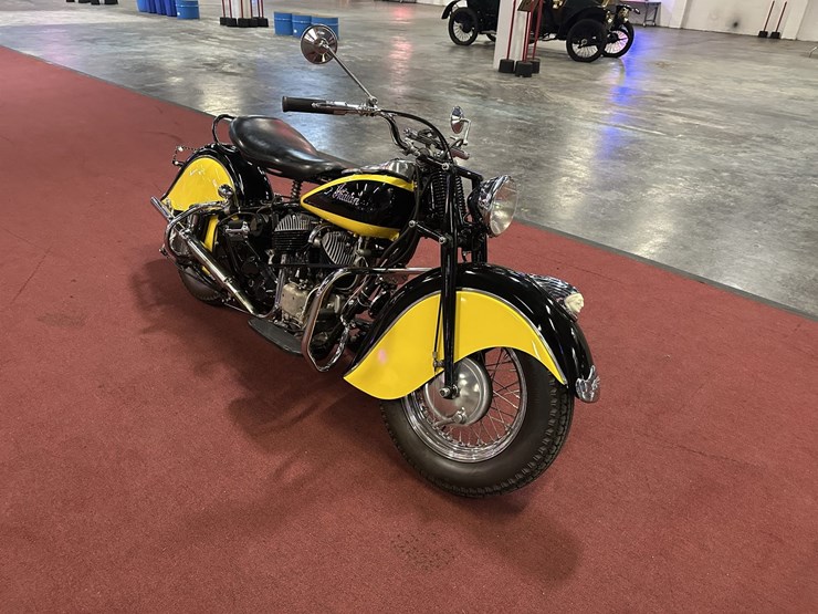 #159-•-1947-indian-chief-motorcycle-image-3