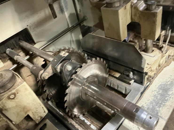 #168-•-2003-raimann-profirip-km-310-m-gang-rip-saw-image-11