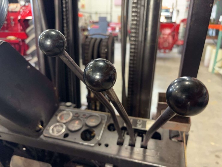 yale-lp-forklift-type-g-image-33