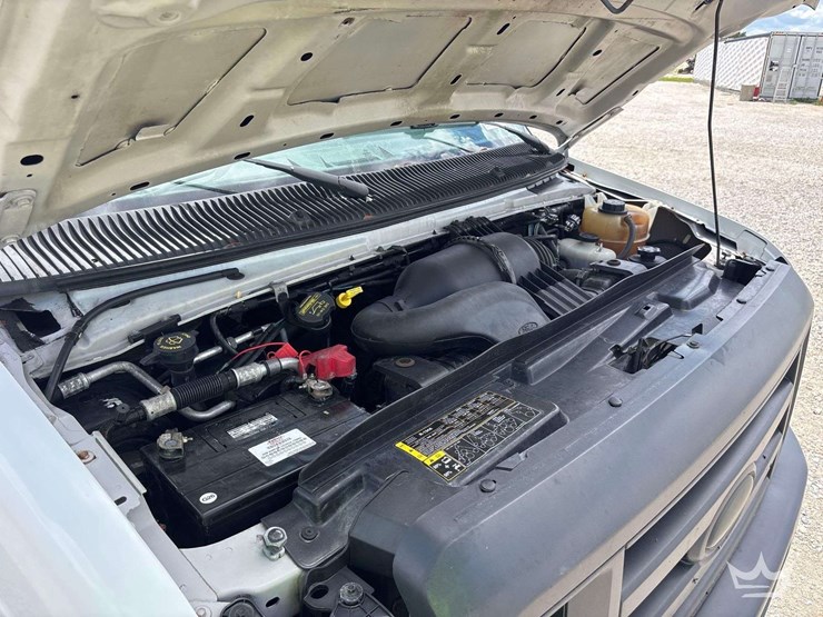 2014-ford-e450-image-8