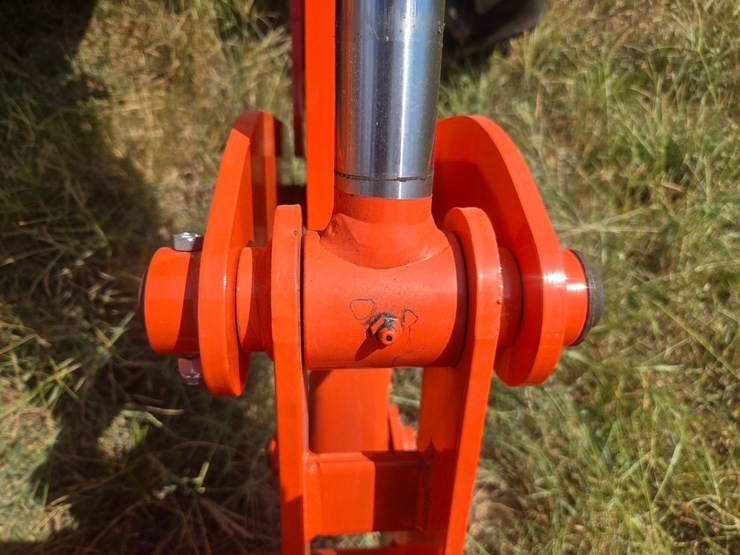 kubota-m6-111-image-77