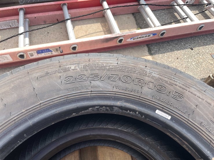 #9112-•-(2)-hankook-tires-(o3)-image-3