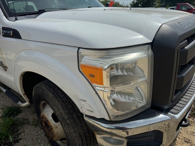 2012-ford-f350-image-13