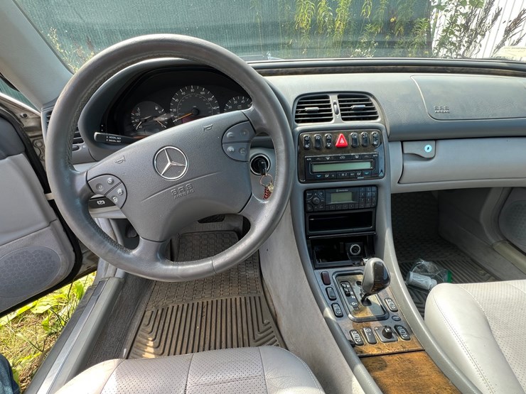 #103-•-2001-mercedes-benz-clk-430-convertible-(has-mn-title)-image-11