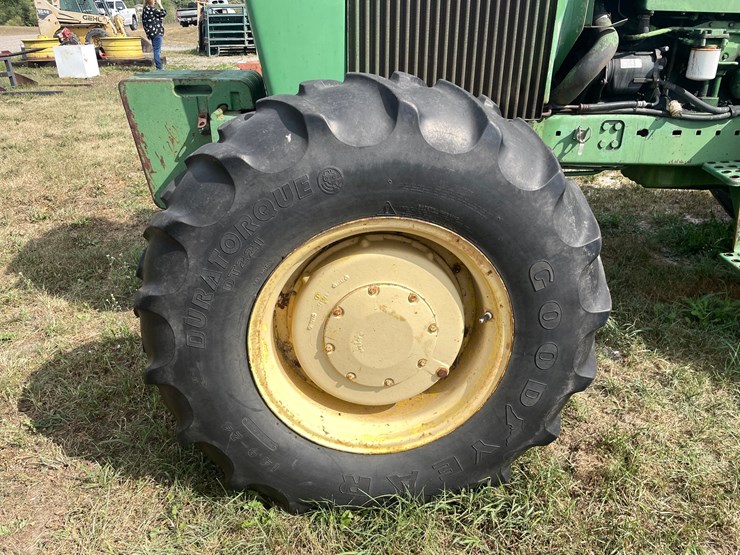 john-deere-4640-image-11