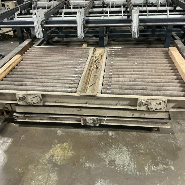 #165 • Haworth Scissor Lift Roller Conveyor Table
