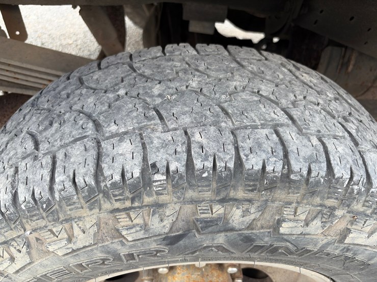 2001-ford-f250-xl-image-8